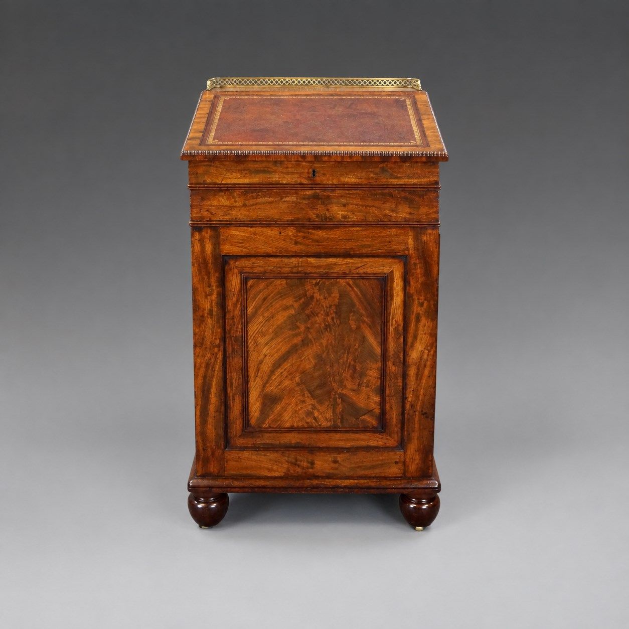 A Fine Gillows Flame Mahogany Davenport photo for sale
