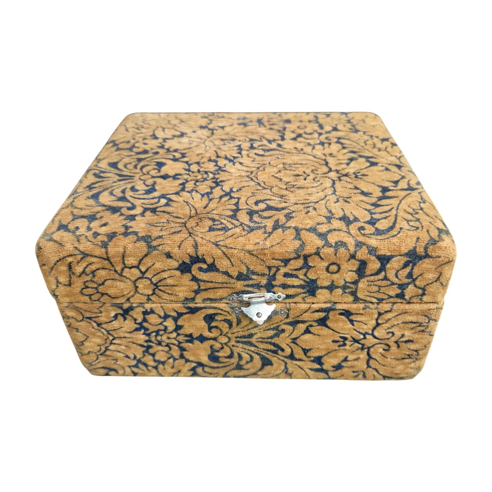 Japanse Satsuma-vazen met wisterialandschap, paar in doos, ca. 1910-1920 photo furniture