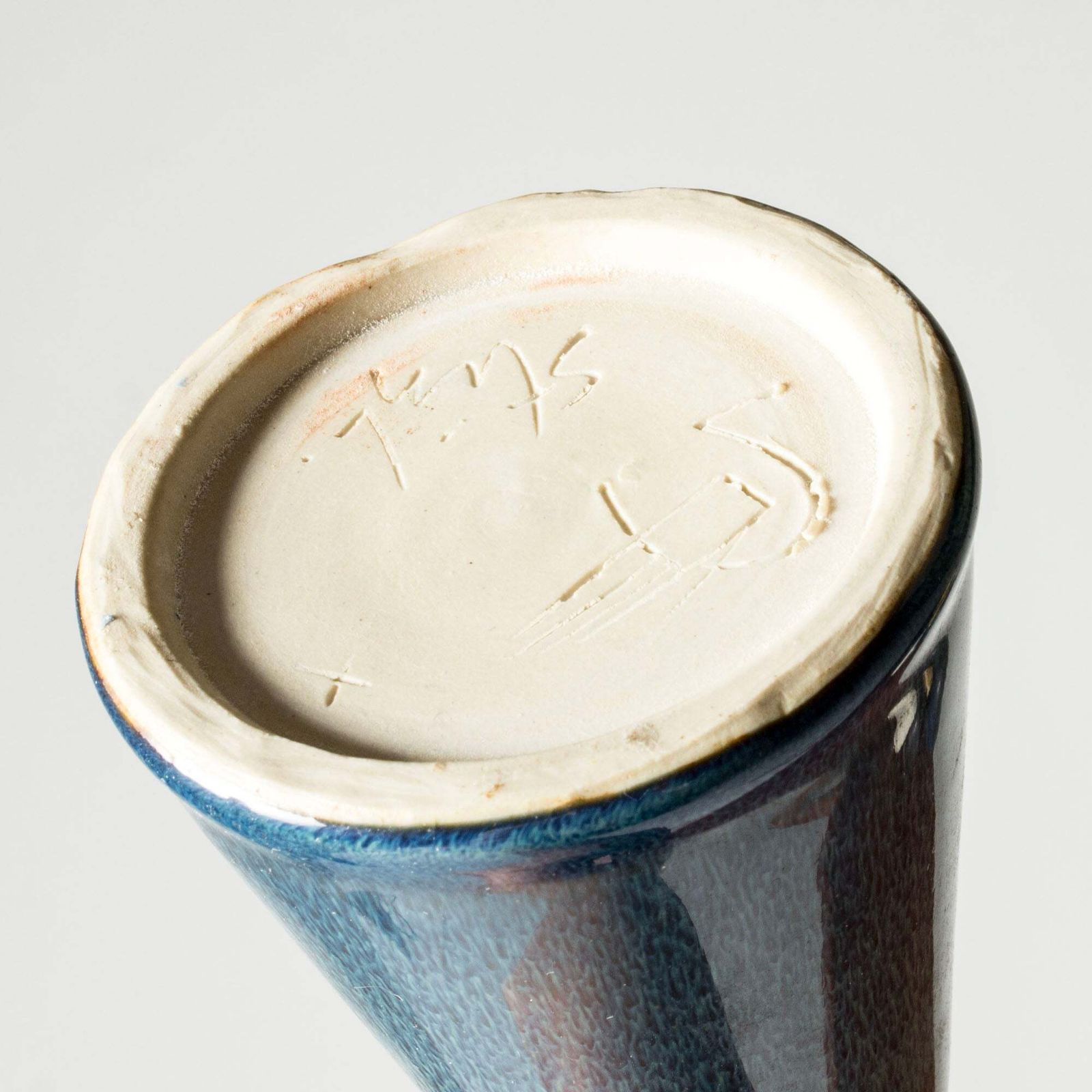 photo furniture Vase en grès mid-century par Stig Lindberg, Gustavsberg, Suède, 1961