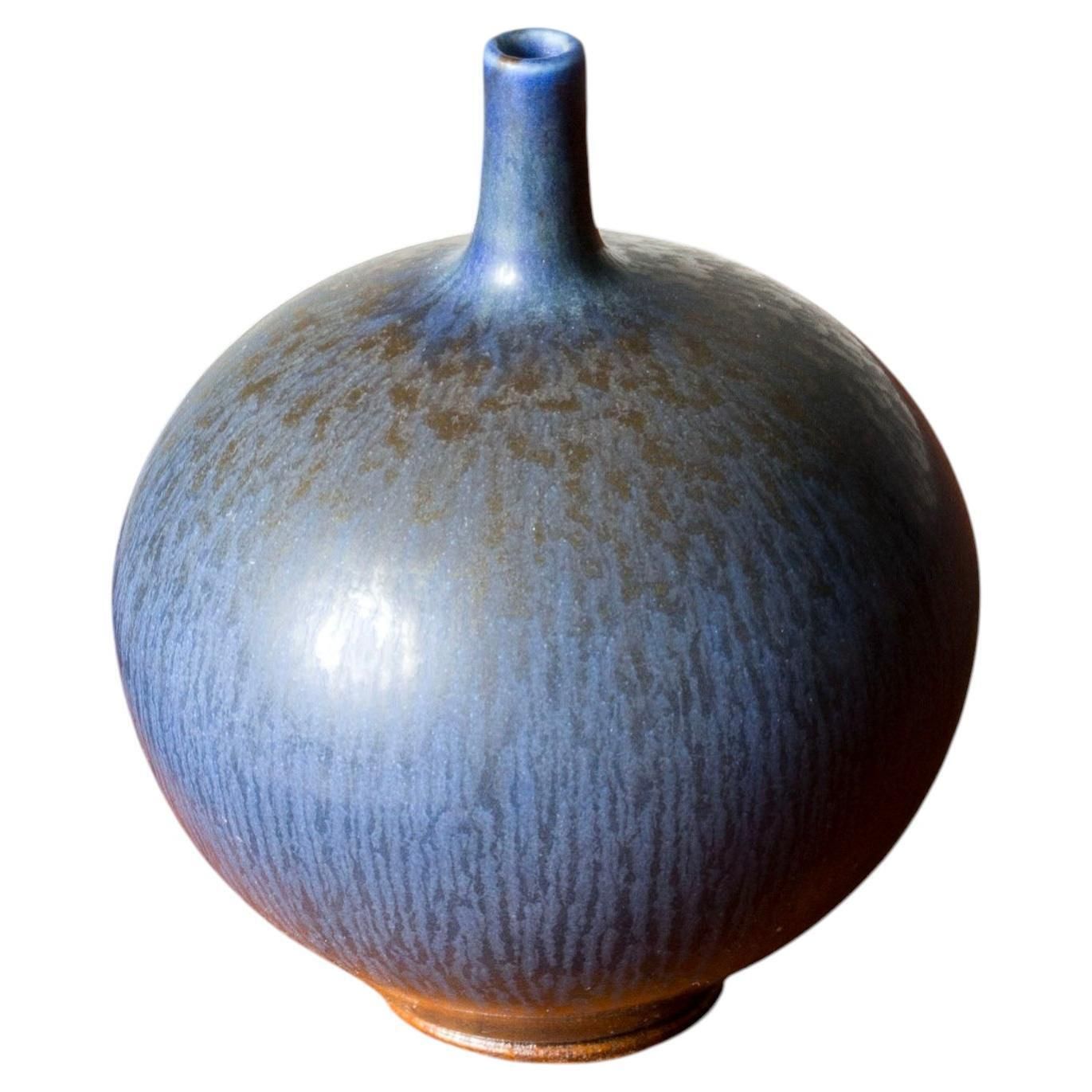 Vase en grès mid-century par Berndt Friberg, Gustavsberg, Suède, 1966