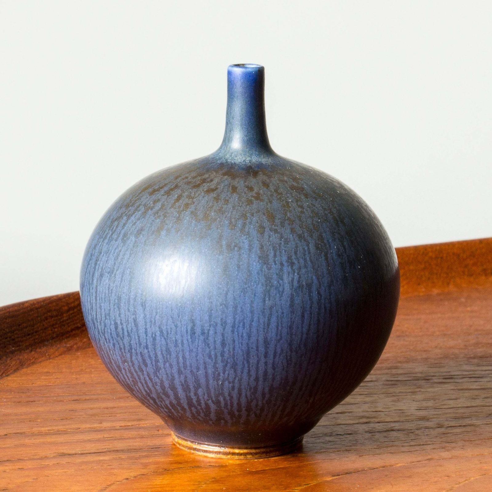 Vase en grès mid-century par Berndt Friberg, Gustavsberg, Suède, 1966 photo for sale