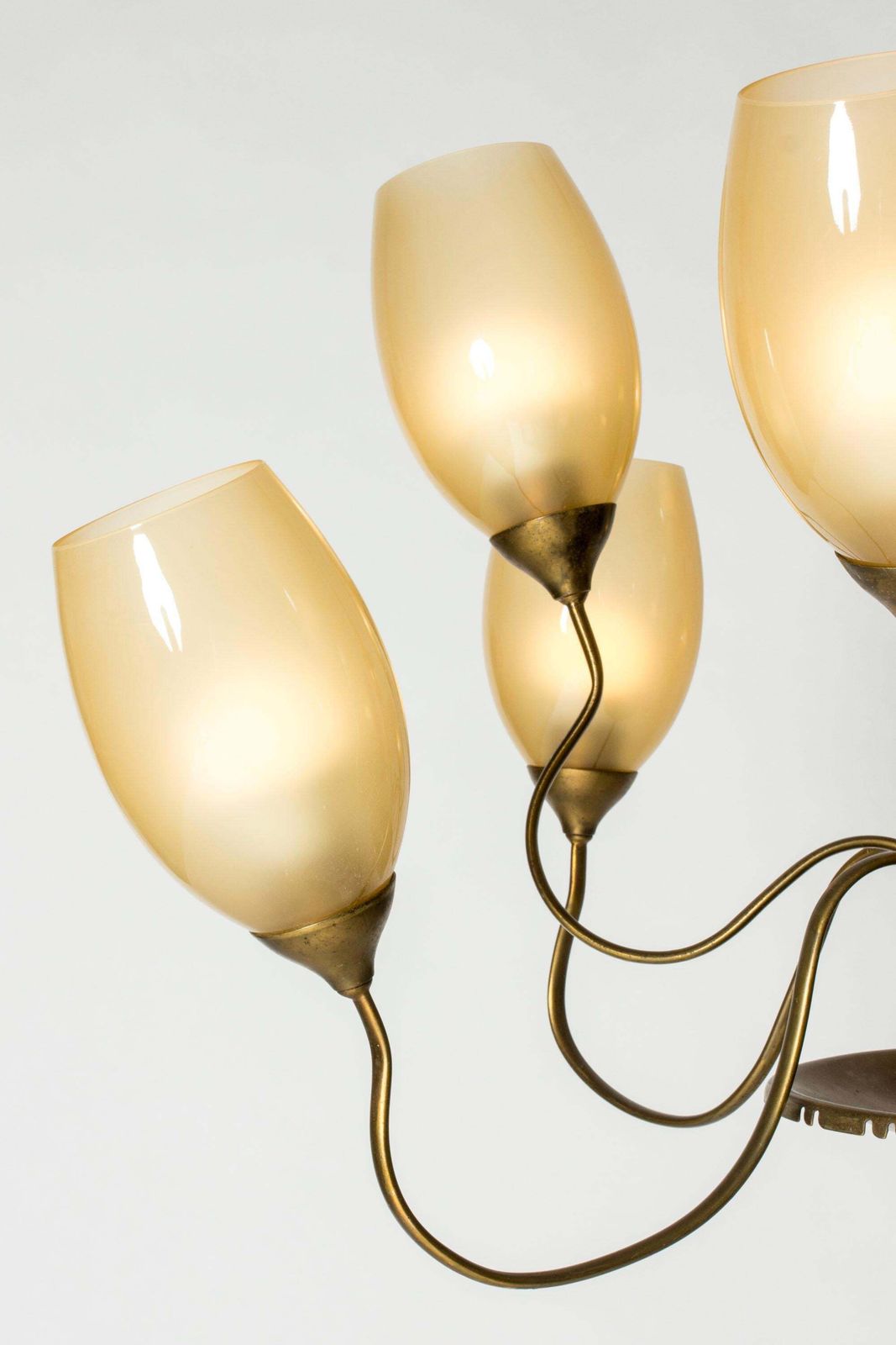 Lustre en laiton par Paavo Tynell, Modern scandinave, Finlande, années 1940 photo buy