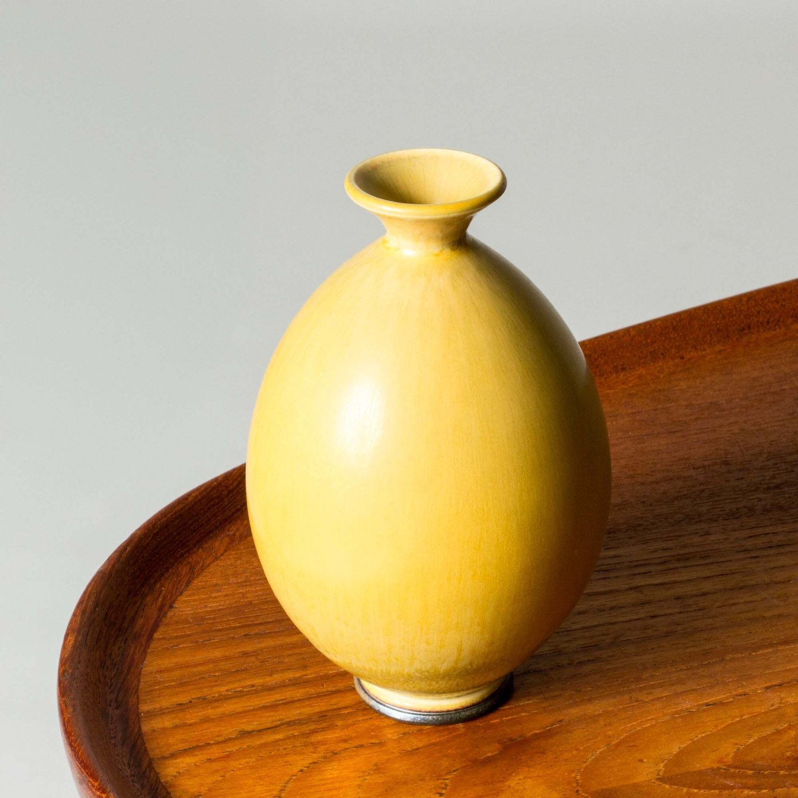 Vase en grès mid-century par Berndt Friberg, Gustavsberg, Suède, 1977 photo Décoration