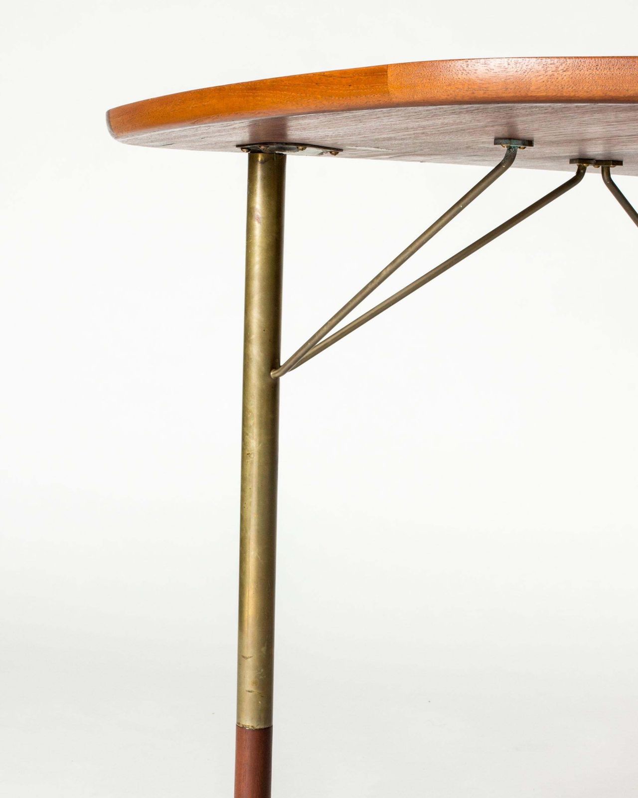 Meubels Scandinavian Modern vrijstaand teakhouten bureau, Denemarken, jaren 1950 photo