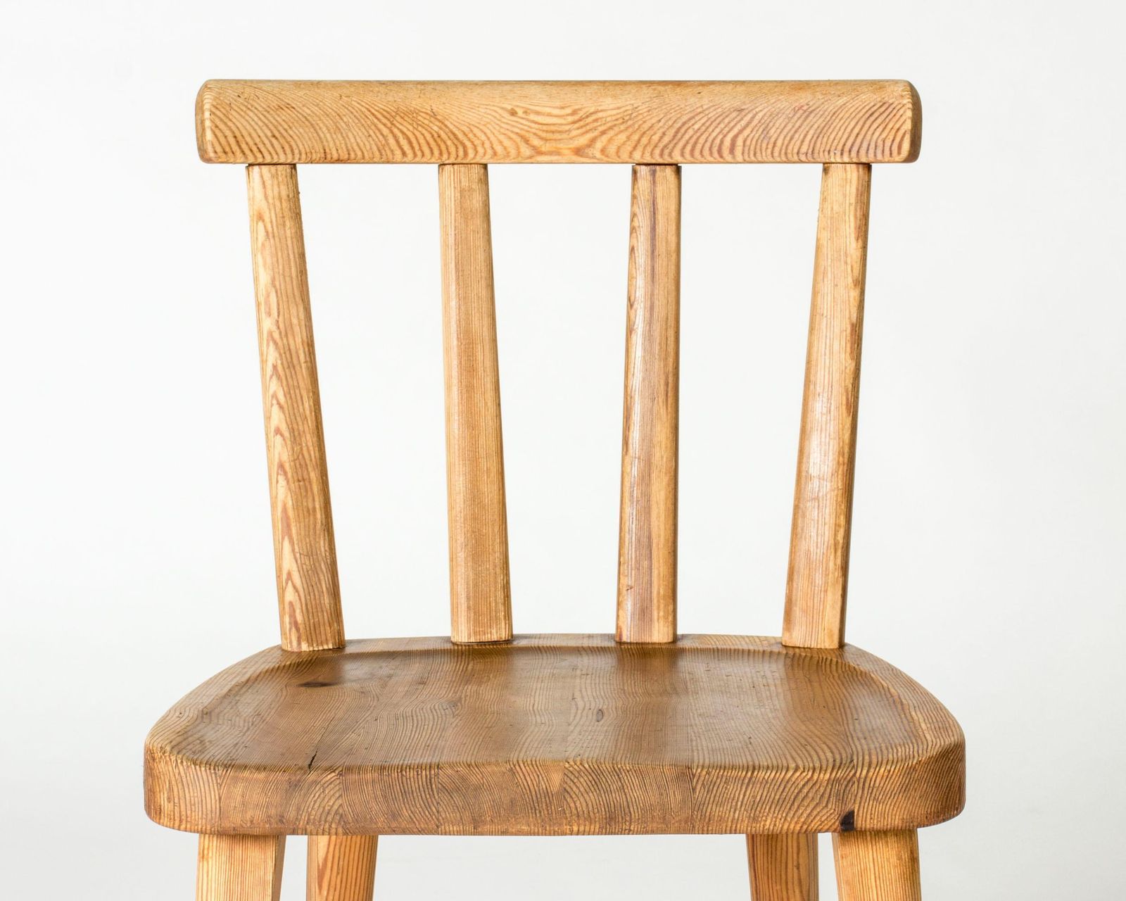Set Of Four "Utö" Pine Chairs By Axel Einar Hjorth, Nordiska Kompaniet, 1930s photo vinterior