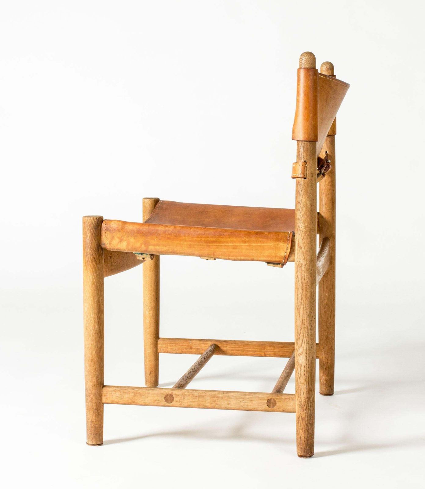 Set Of Eight Oak And Leather Dining Chairs By Børge Mogensen, Denmark, 1960s photo buy
