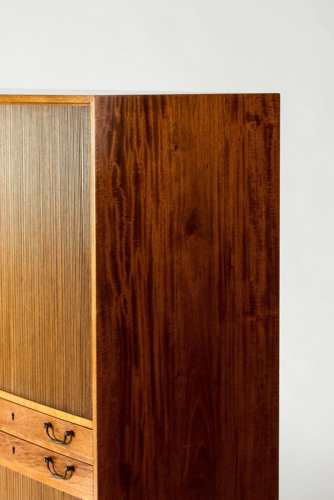 Cabinet scandinave moderne en acajou, par Ole Wanscher, Danemark, années 1940 photo vinterior