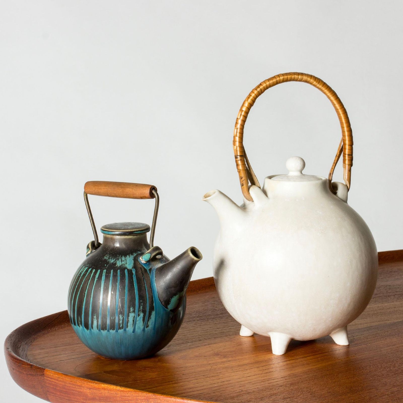 Scandinavisch Functionalistisch Stoneware Theepot van Gunnar Nylund, jaren 1940 photo vintage