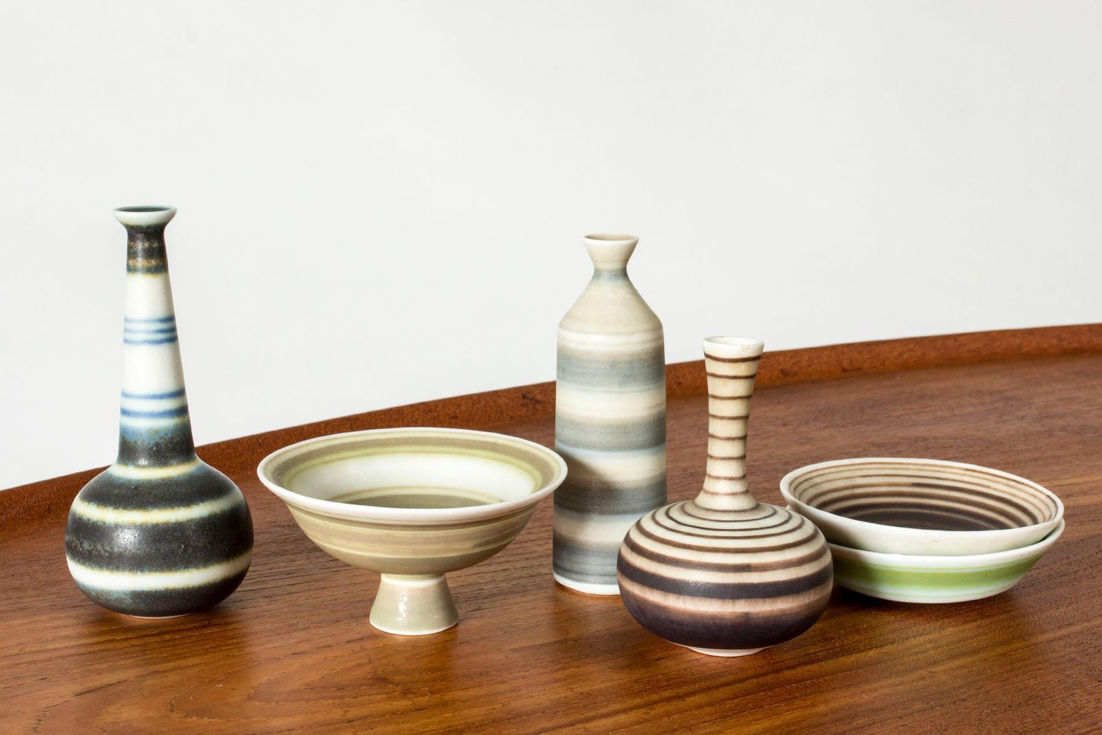 Miniatuur steengoed vaasjes van Gunnar Nylund voor Rörstrand, Zweden, jaren 1950 photo Woonaccessoires