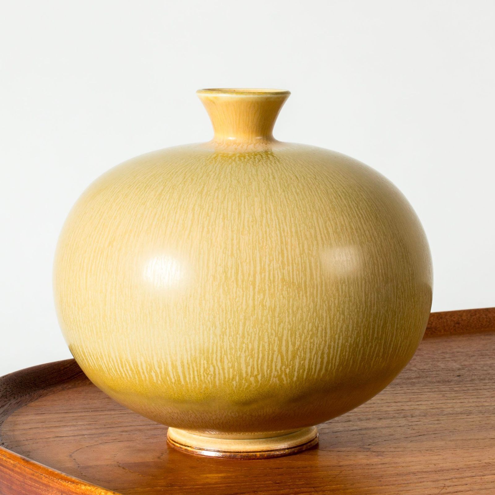 Vase en grès mid-century par Berndt Friberg, Gustavsberg, Suède, 1964 photo for sale