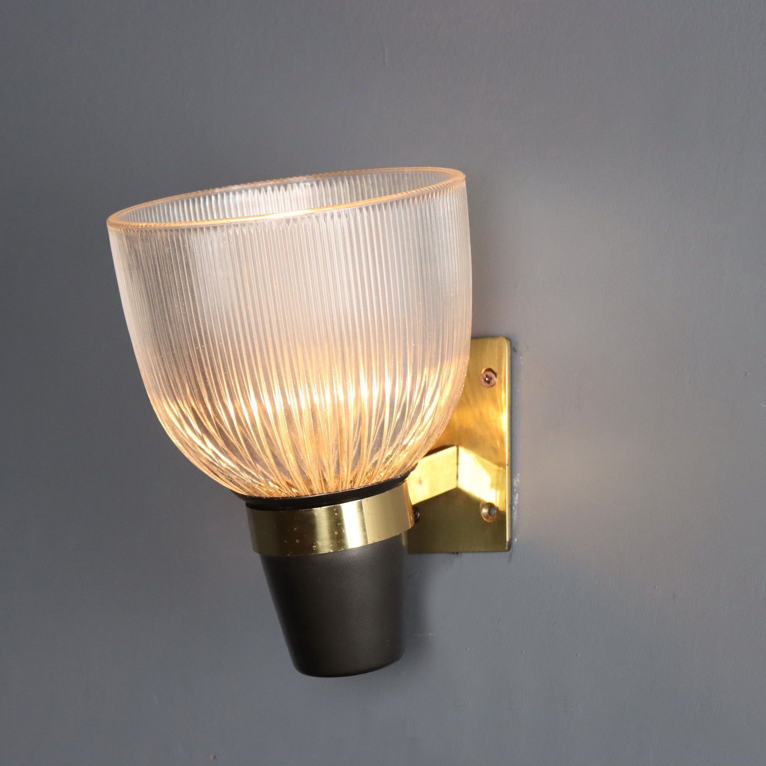 Cinq lampes années 1950-1960 dans le style de Ignazio Gardella photo for sale