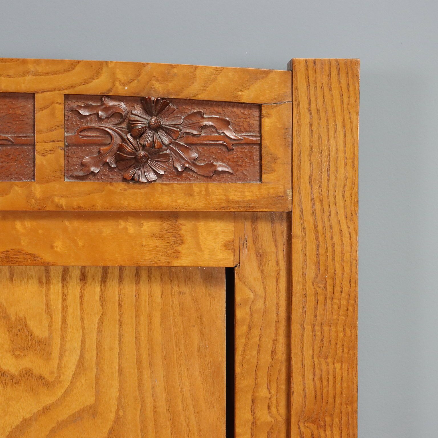 Liberty Single Bed In Oak With Mahogany Carvings photo Furniture