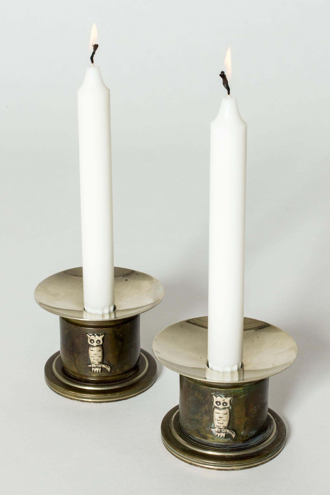 Modernistische functionalist bronzen kandelaars van Orio, Zweden, jaren 1930 photo for sale