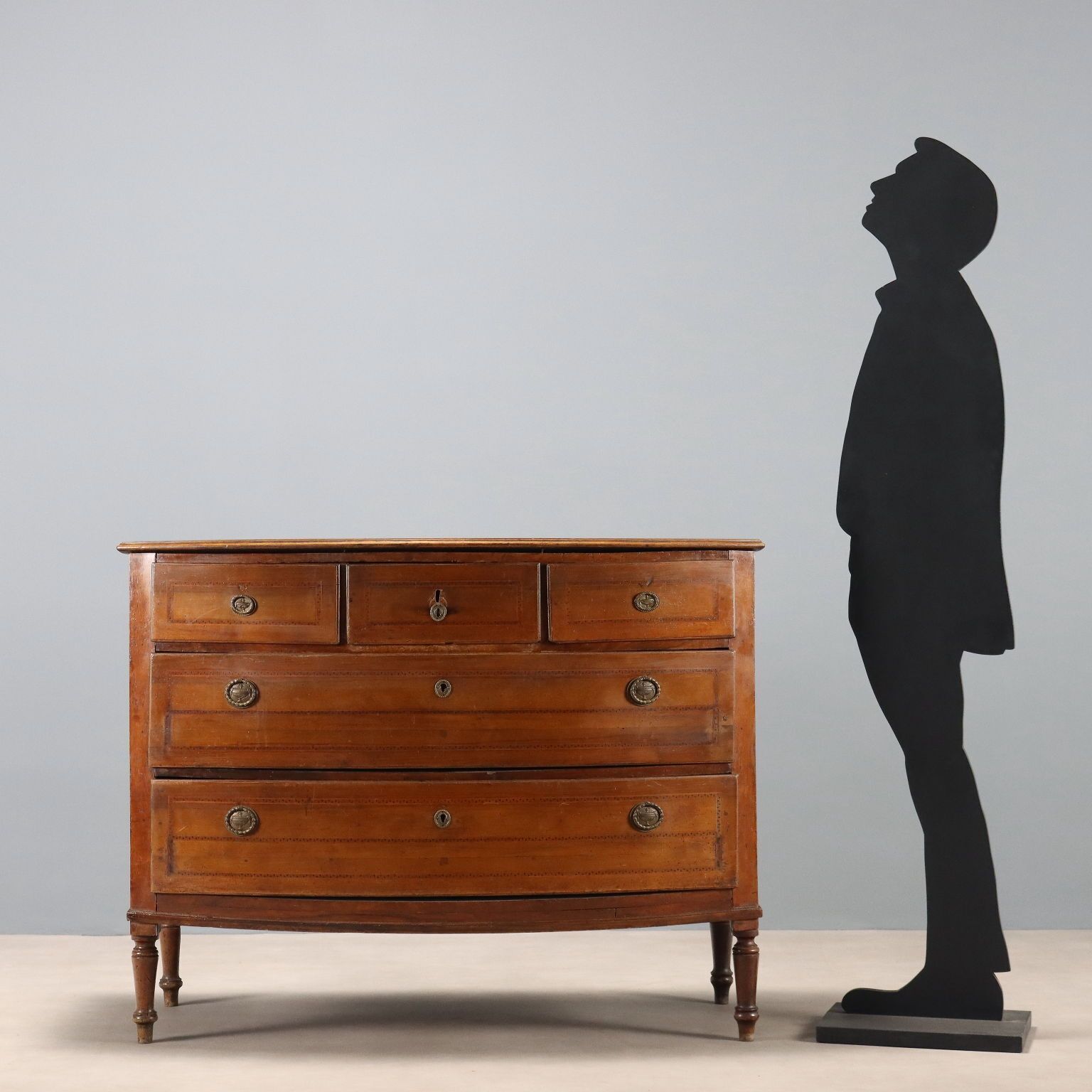 Commode d'époque en noyer 5 tiroirs, Italie, XIXe siècle photo for sale