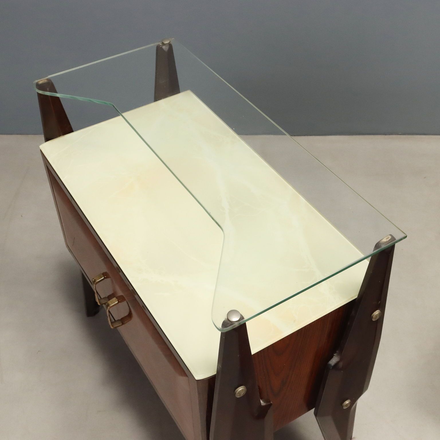 photo furniture Tables de chevet vintage en hêtre et verre, design italien, années 1960
