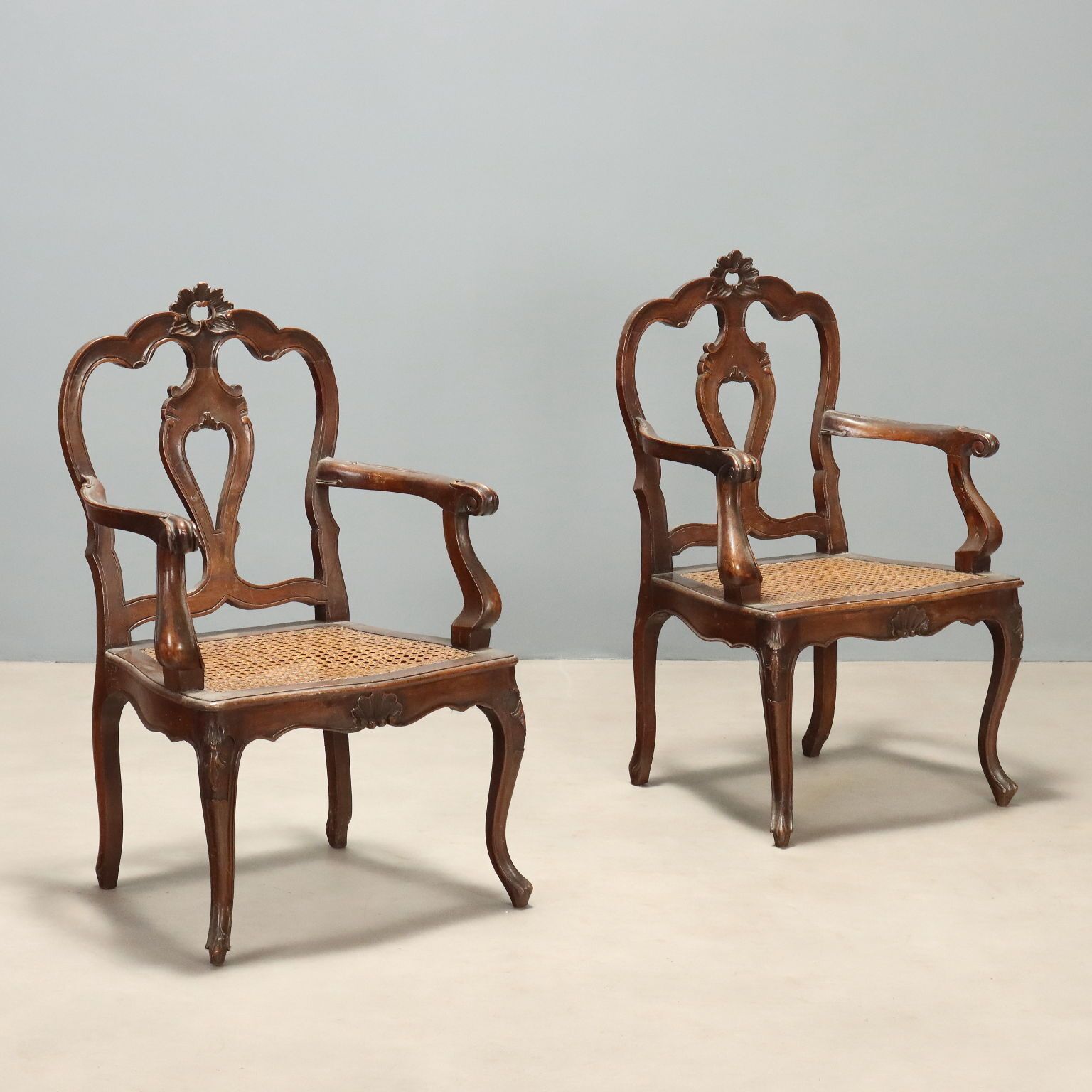 Fauteuils baroques en noyer, Italie, fin du XIXe siècle
