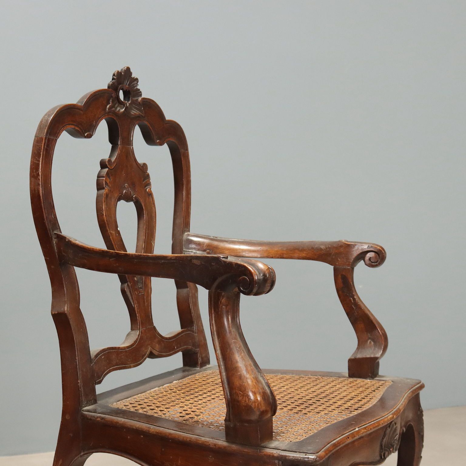 Fauteuils baroques en noyer, Italie, fin du XIXe siècle photo Mobilier