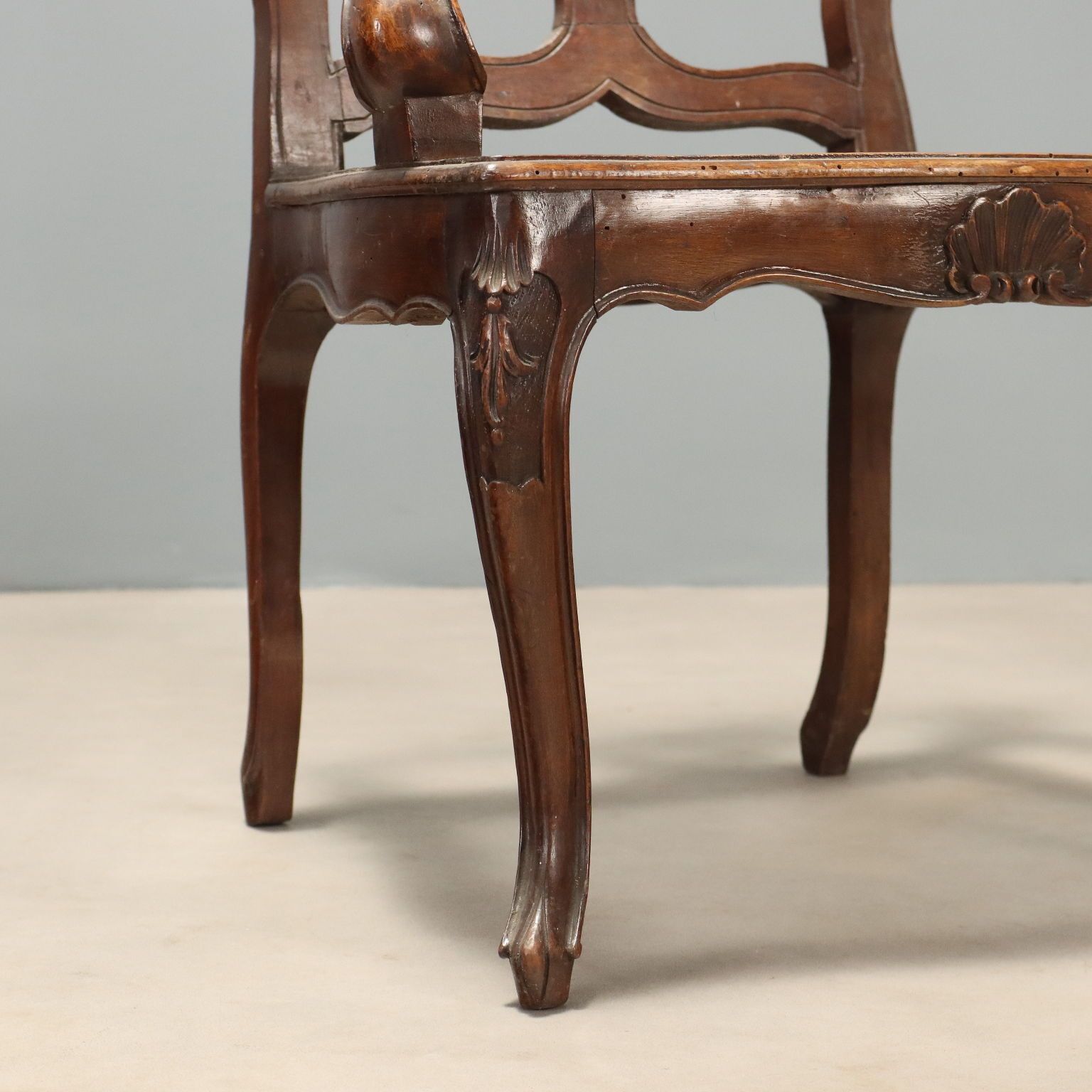Fauteuils baroques en noyer, Italie, fin du XIXe siècle photo buy