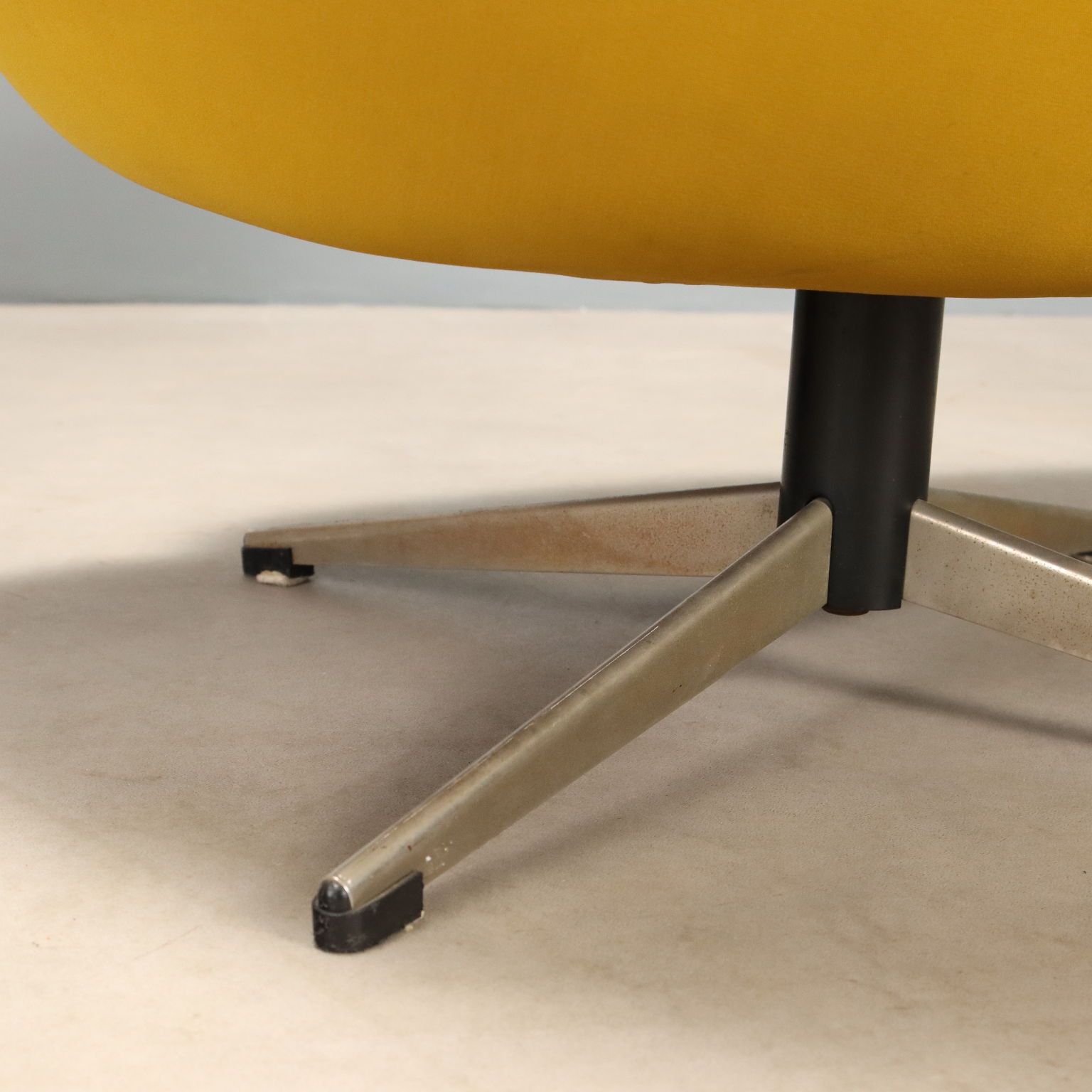 Fauteuils pivotants vintage Overman Mfg, design Carl Eric Klote, années 1960 photo buy