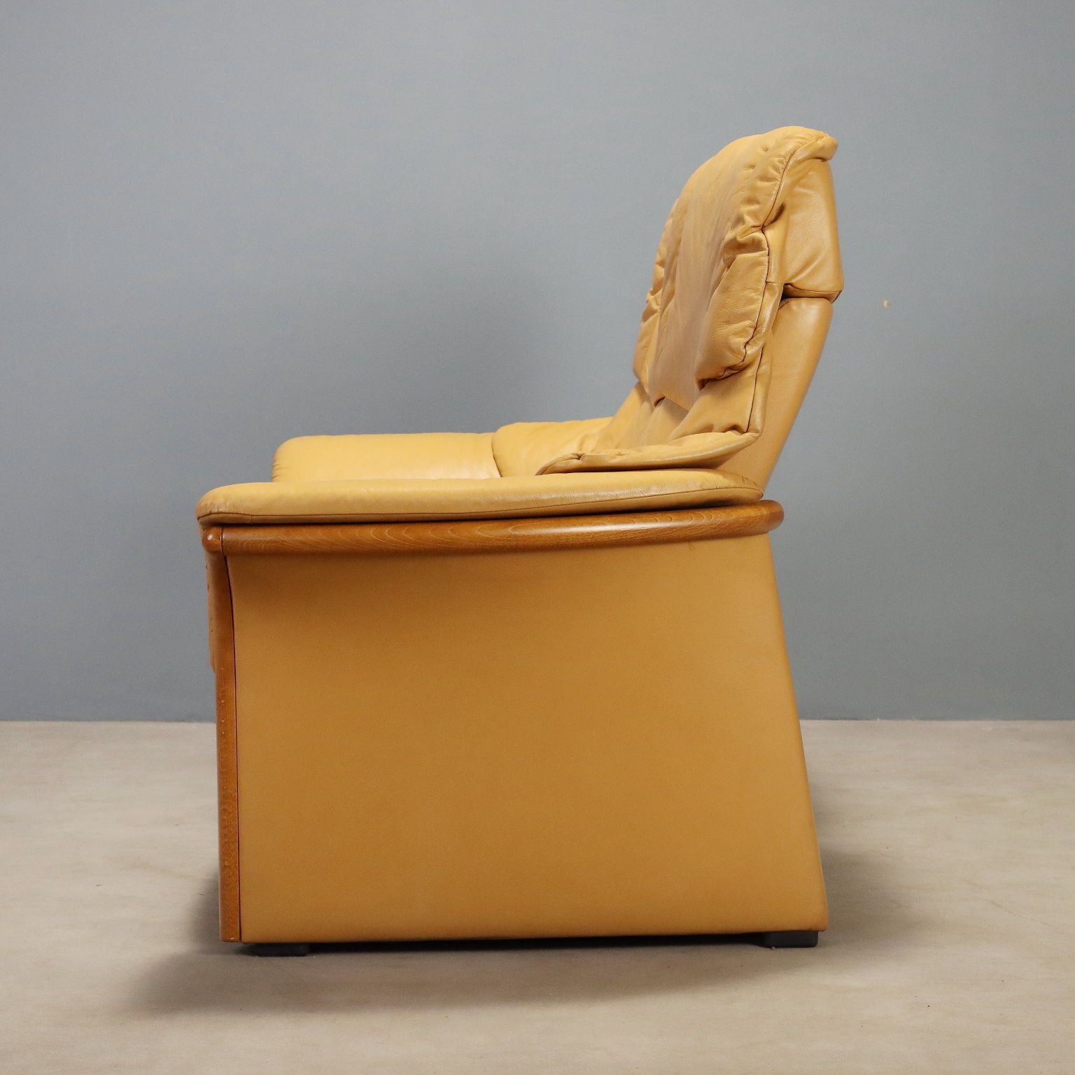photo for sale Ekornes tweezitsbank