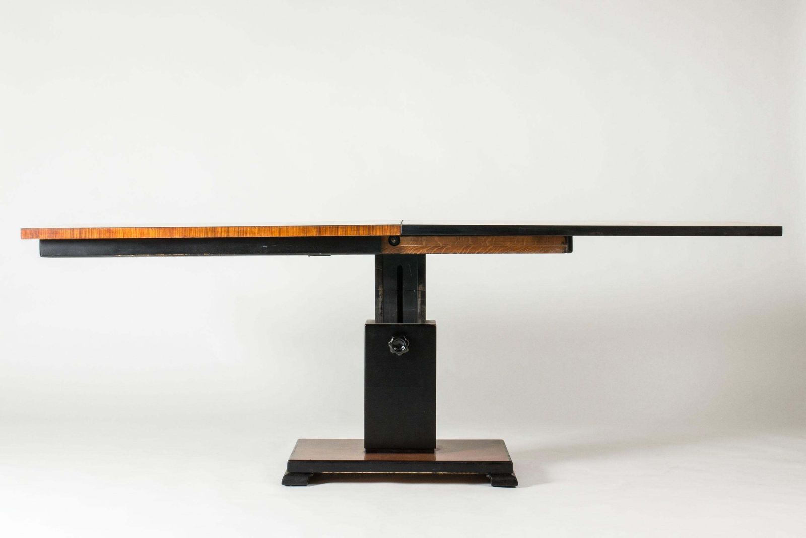 Modernistische "Ideal Table" van Otto Wretling, Zweden, jaren 1930 photo Meubels