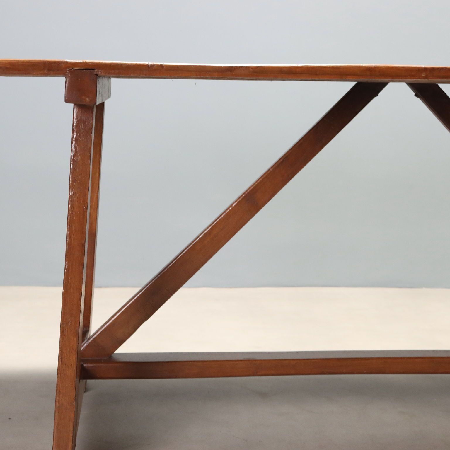 Table en noyer aux bois d'époque, Italie, début du XXe siècle photo 1150.0