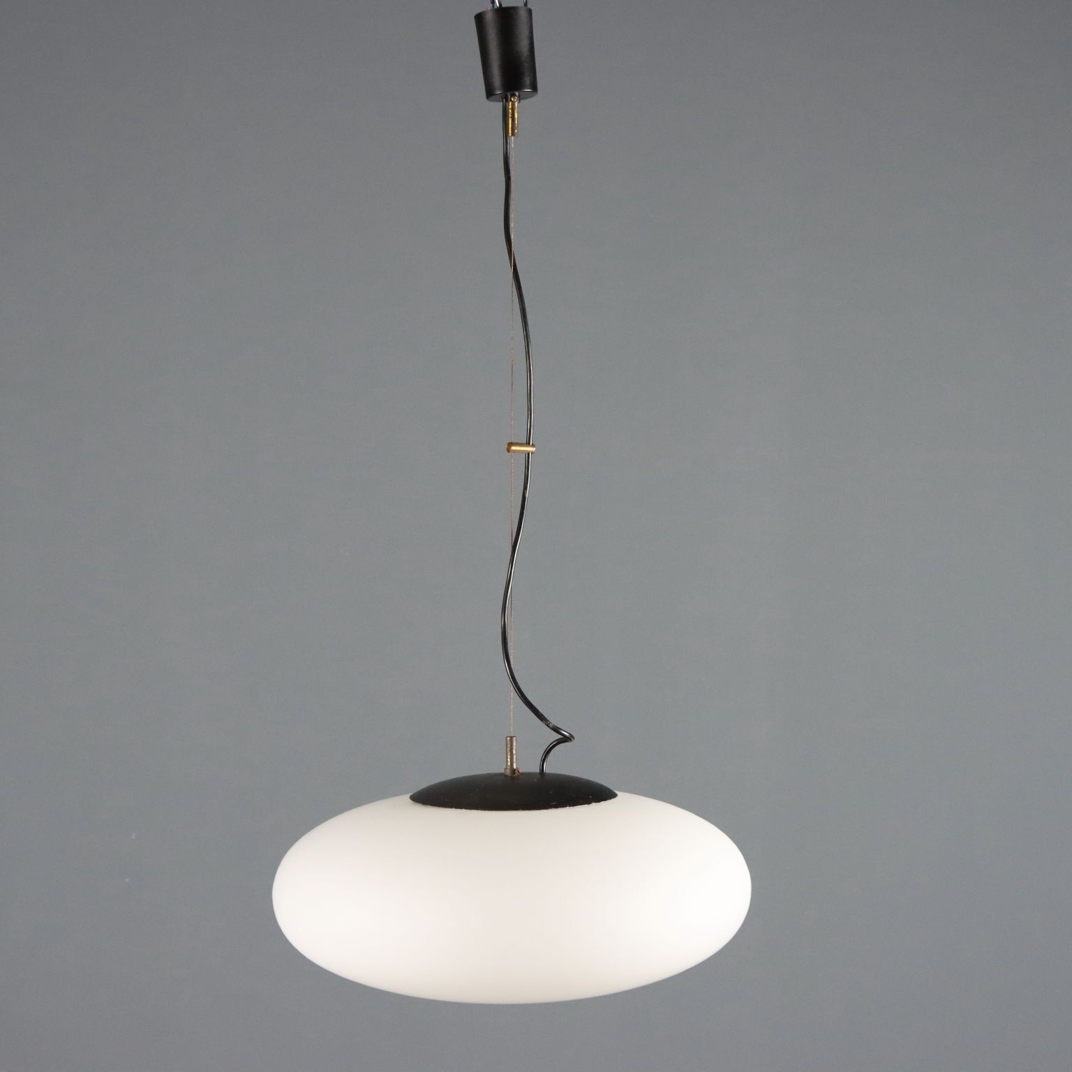 Ufo hanglamp ca. jaren 1960 photo 390.0