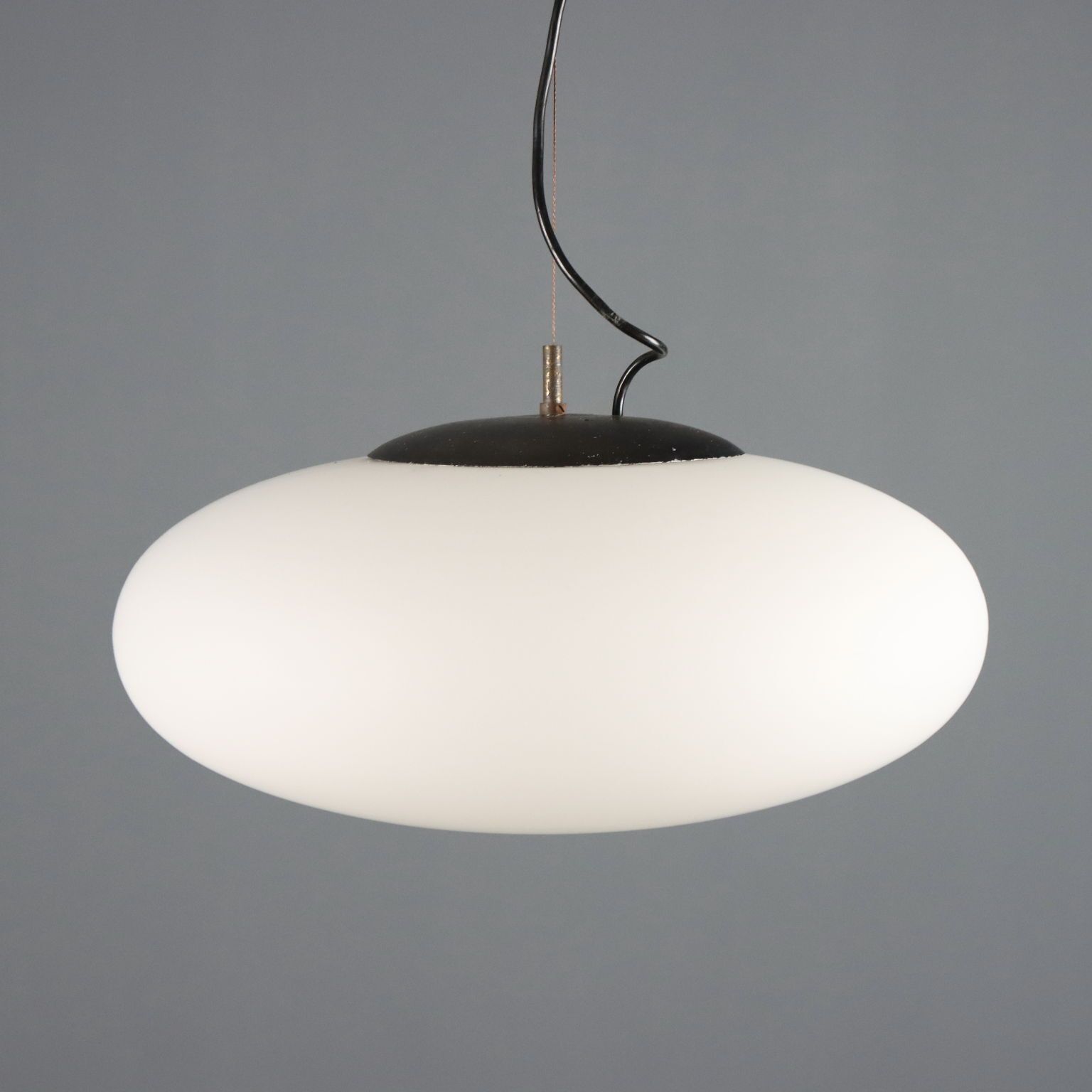 Ufo hanglamp ca. jaren 1960 photo vinterior