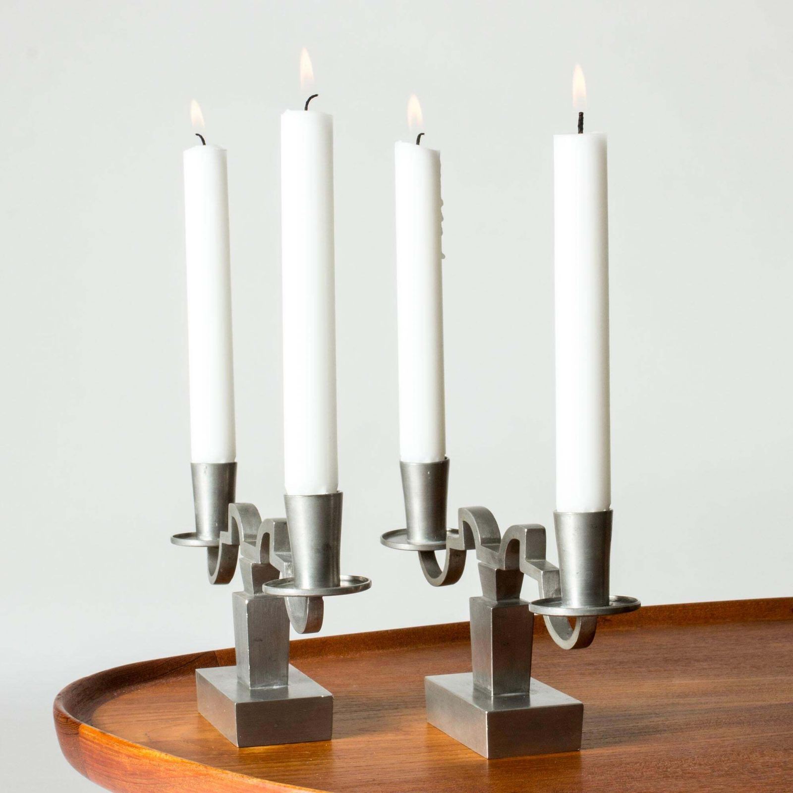 Modernistische tinnen kandelaars van Nils Fougstedt voor Svenskt Tenn, Zweden, 1932 photo 2576.0
