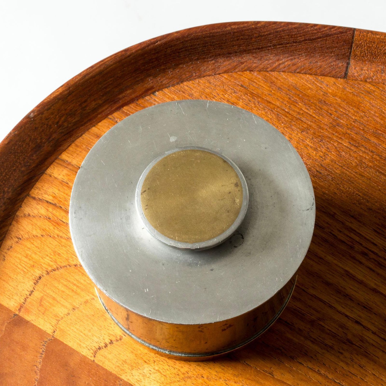 Pot en étain scandinave mid-century, Nils Fougstedt, Svenskt Tenn, Suède, 1936 photo for sale