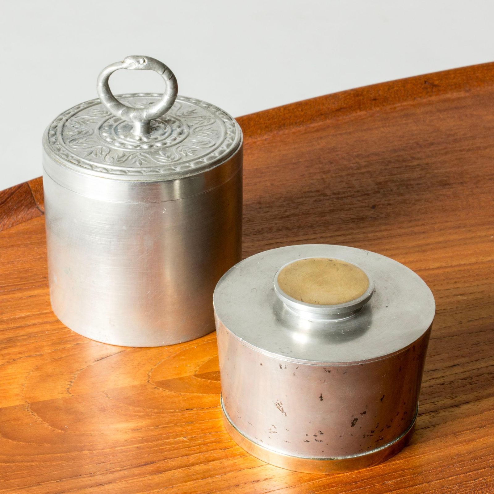Pot en étain scandinave mid-century, Nils Fougstedt, Svenskt Tenn, Suède, 1936 photo vinterior