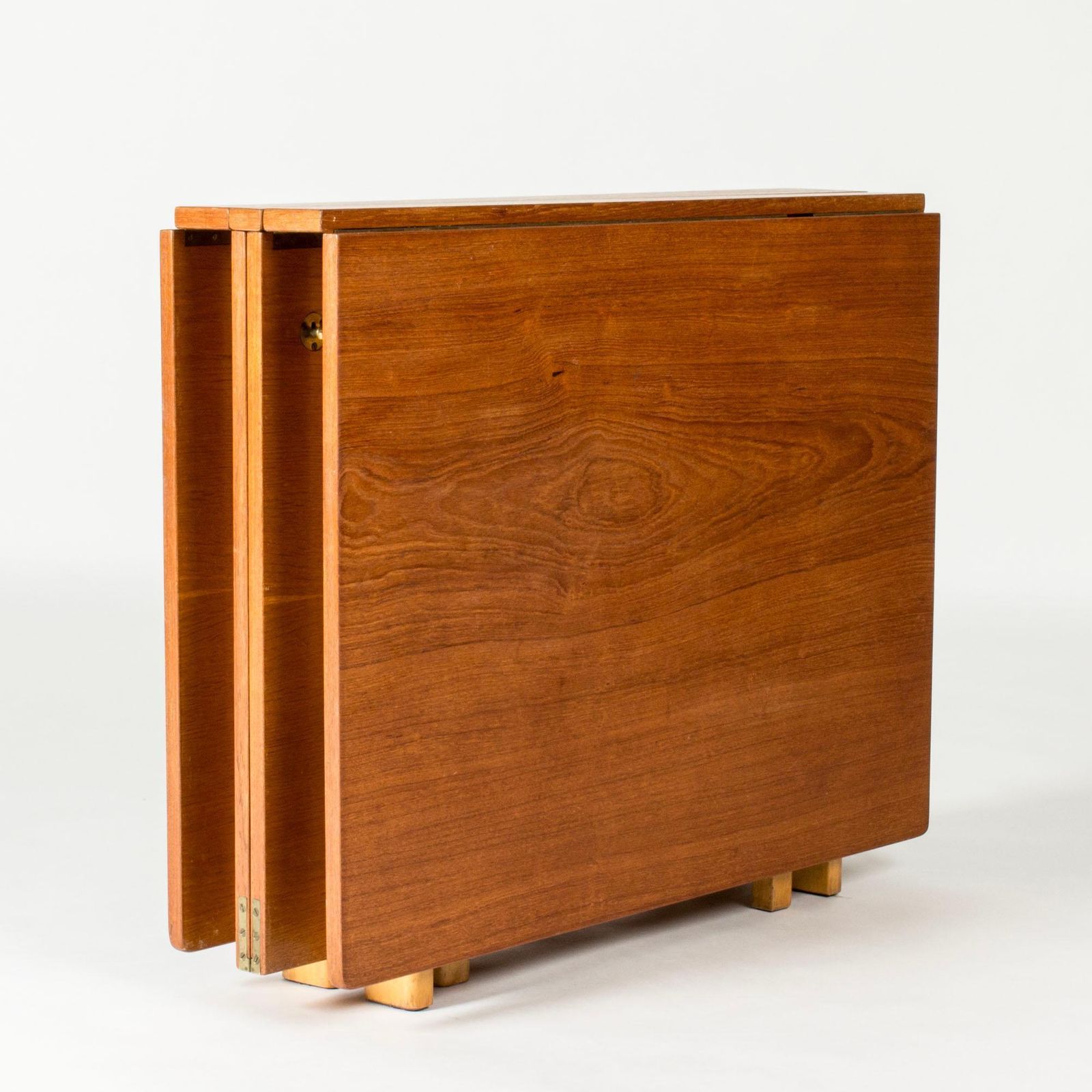 Maria eettafel van Bruno Mathsson, teak en beuk, jaren 1930, Zweden photo furniture
