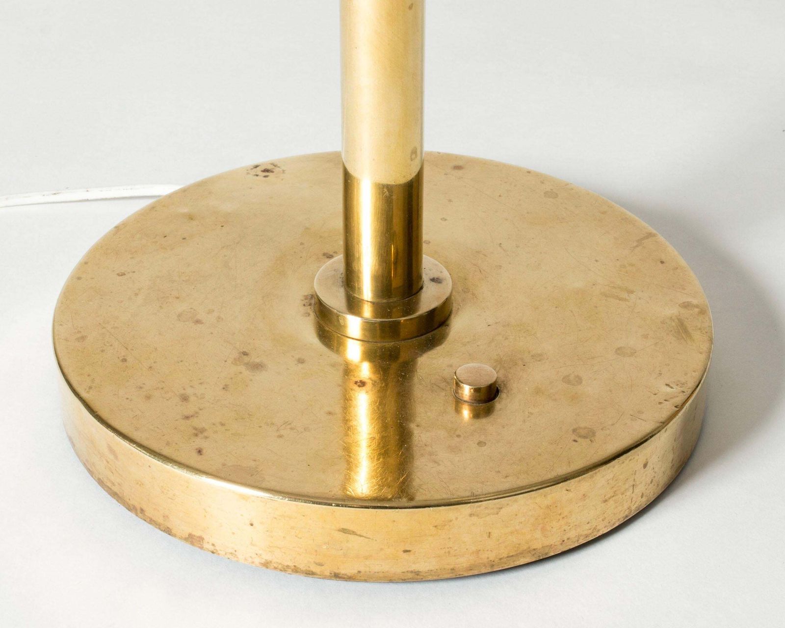 Lampadaire moderniste par Josef Frank pour Svenskt Tenn, Suède, années 1950 photo for sale