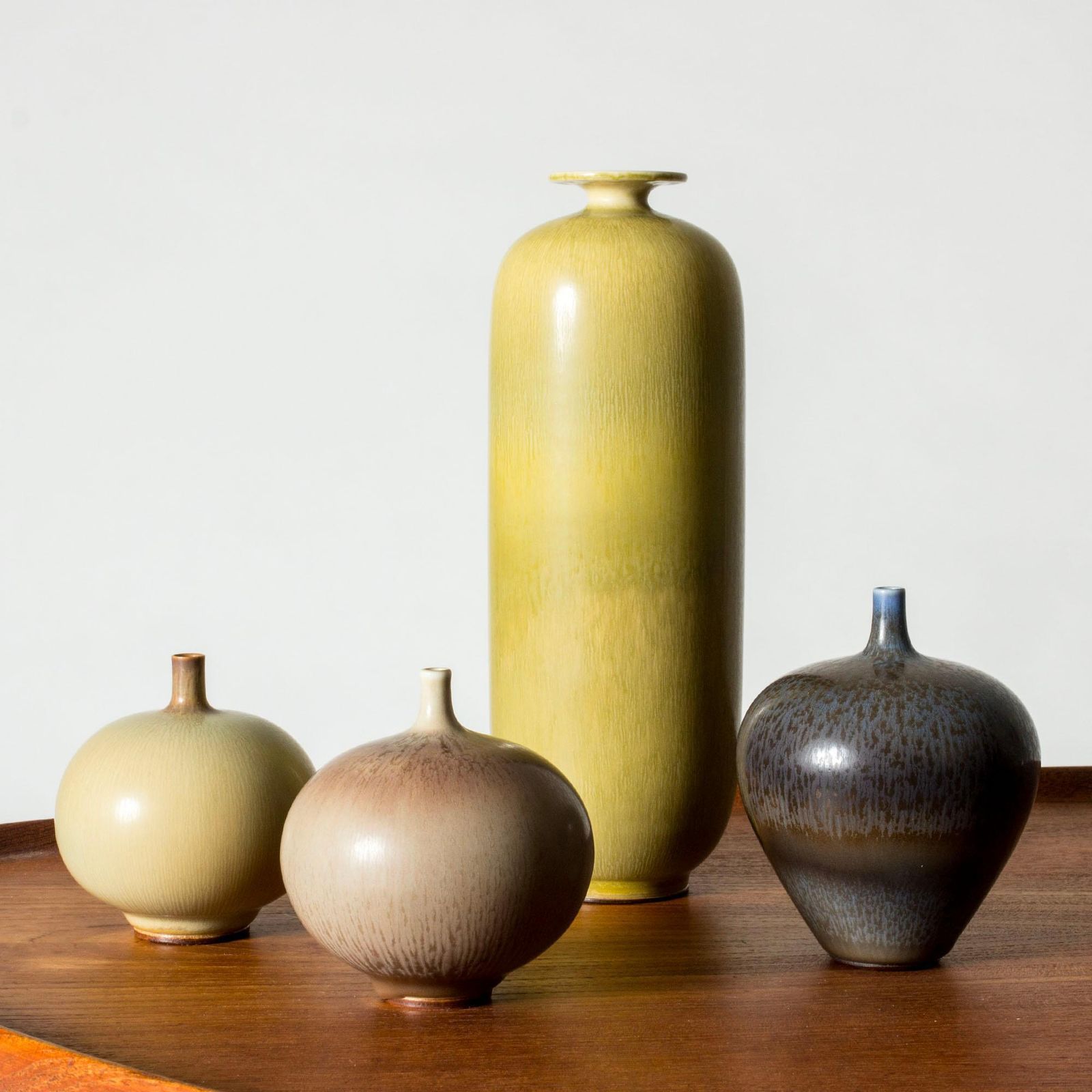 Vase en grès mid-century par Berndt Friberg, Gustavsberg, Suède, 1957 photo vinterior