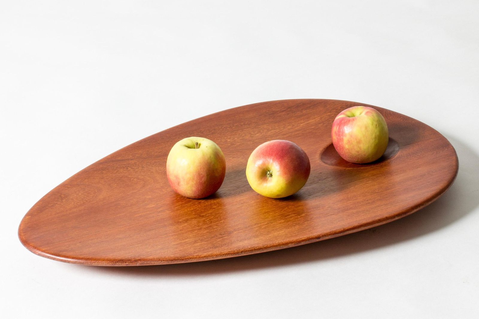 Midcentury Modern Wooden Platter By Sakari Pykälä, Finland, 1960s photo 1899.0