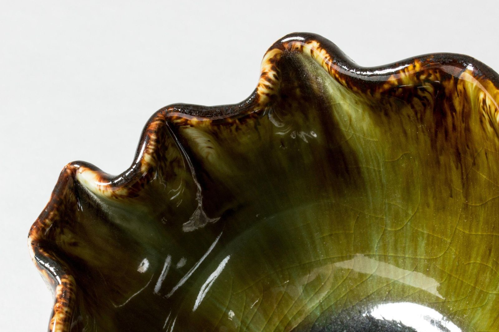 Uniek mid-century stoneware schaal van Bengt Berglund, Gustavsberg, jaren 1960 photo Woonaccessoires