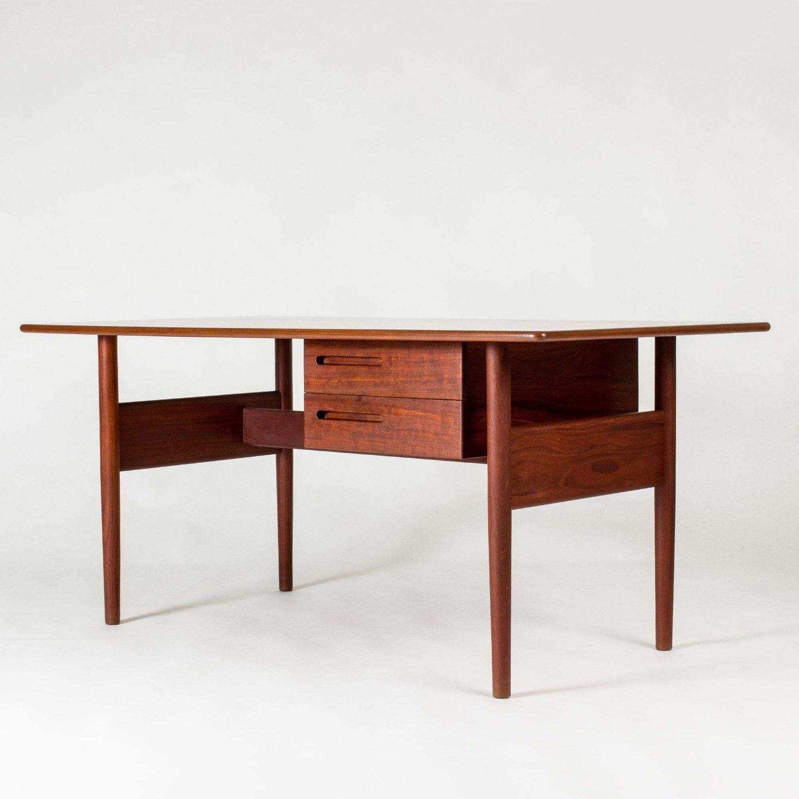 Vintage modernistisch bureau van Ib Kofod Larsen, Zweden, jaren 1960 photo for sale