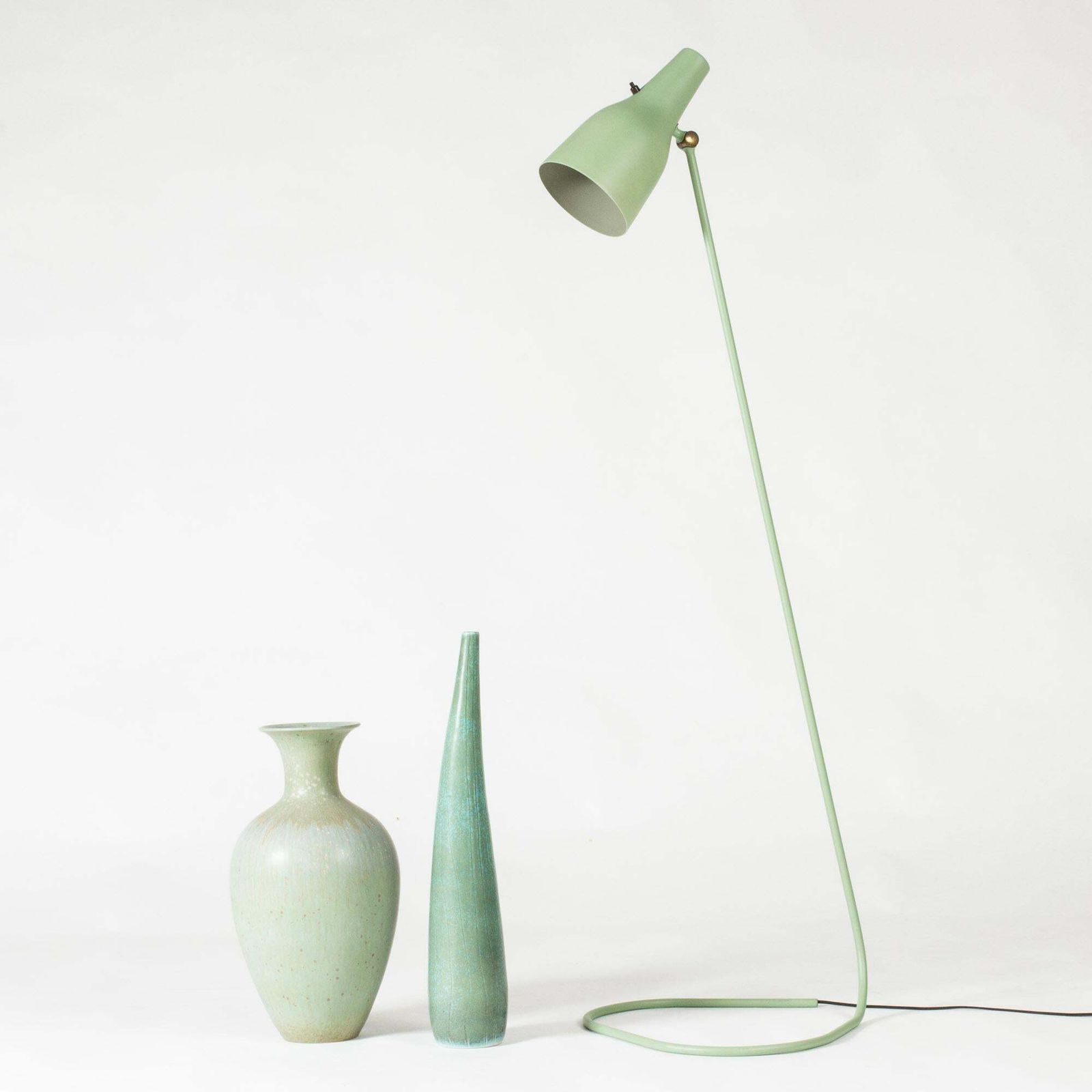 Scandinavian Vintage Vloerlamp van Hans Bergström, Ateljé Lyktan, Zweden, ca. jaren 1950 photo for sale