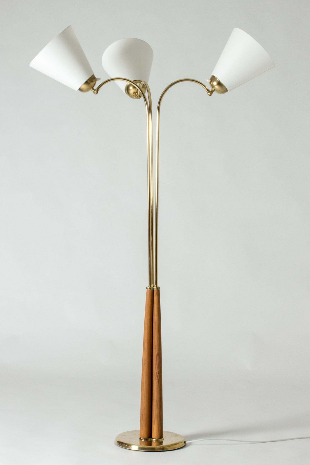 Scandinavische mid-century messing vloerlamp, Zweden, jaren 1940 photo furniture