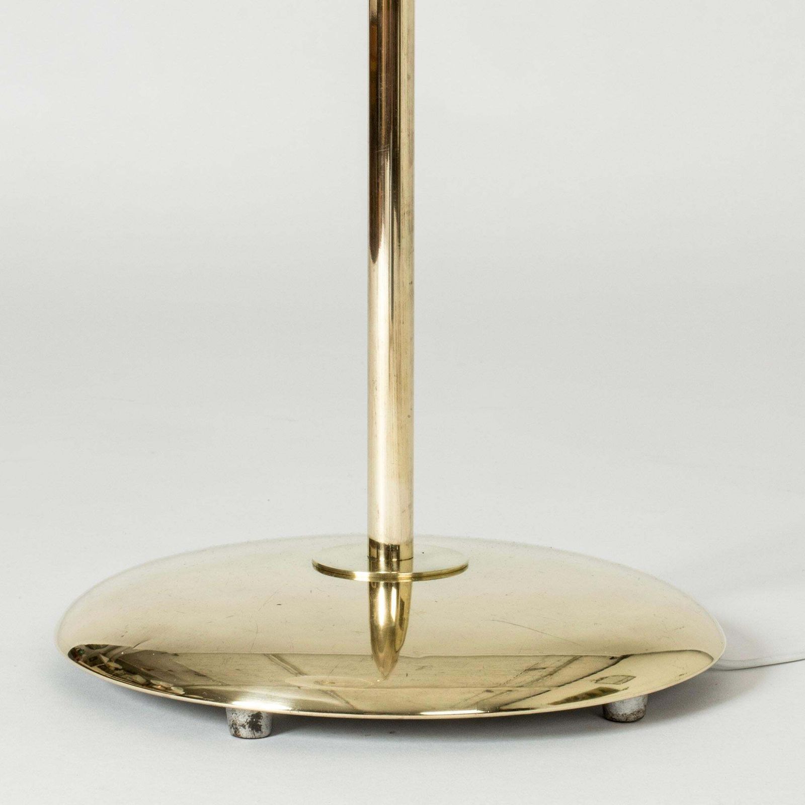Scandinavische mid-century messing vloerlamp van NK, Zweden, ca. jaren 1950 photo Verlichting