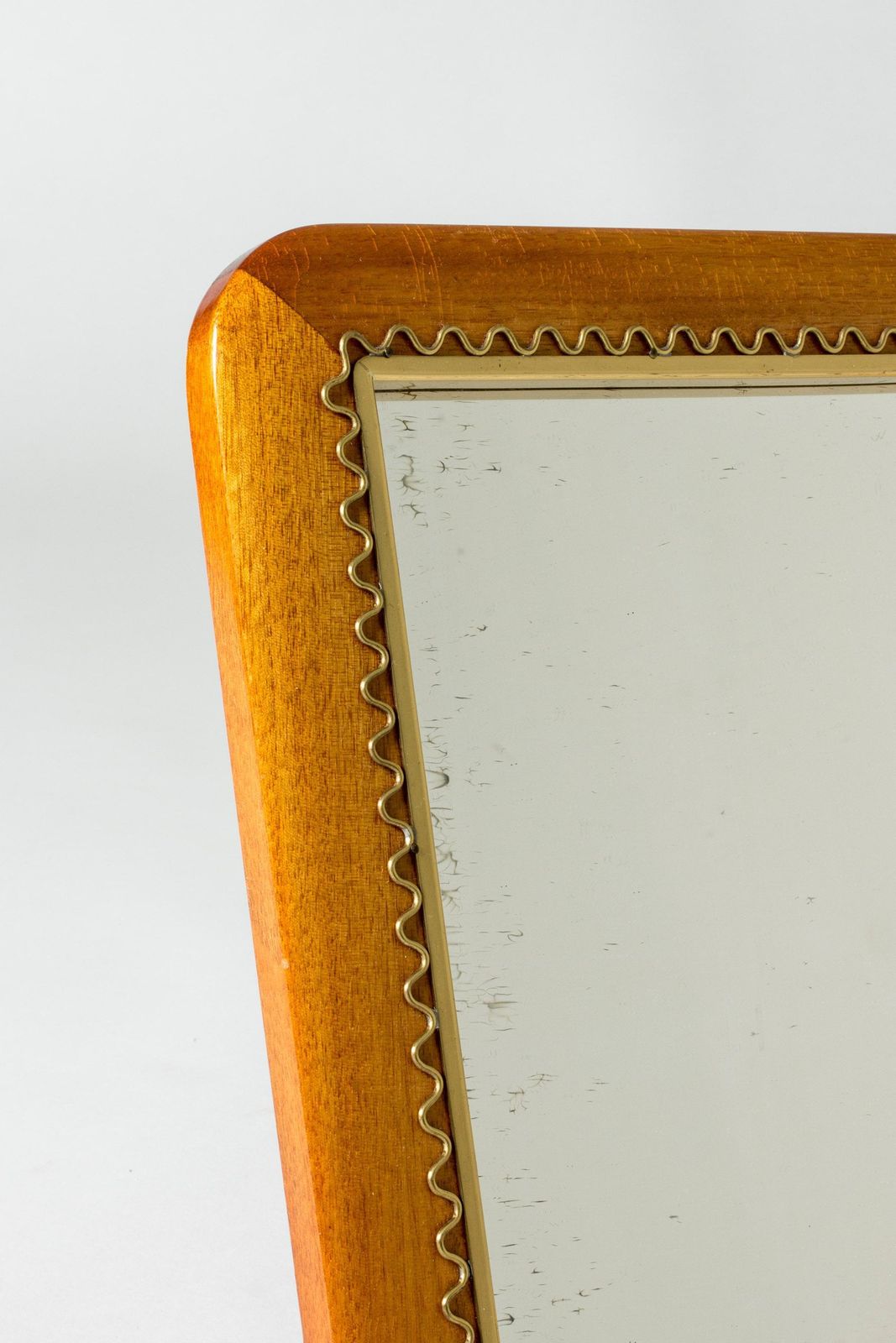Miroir de table suédois moderne, Suède, années 1940 photo for sale