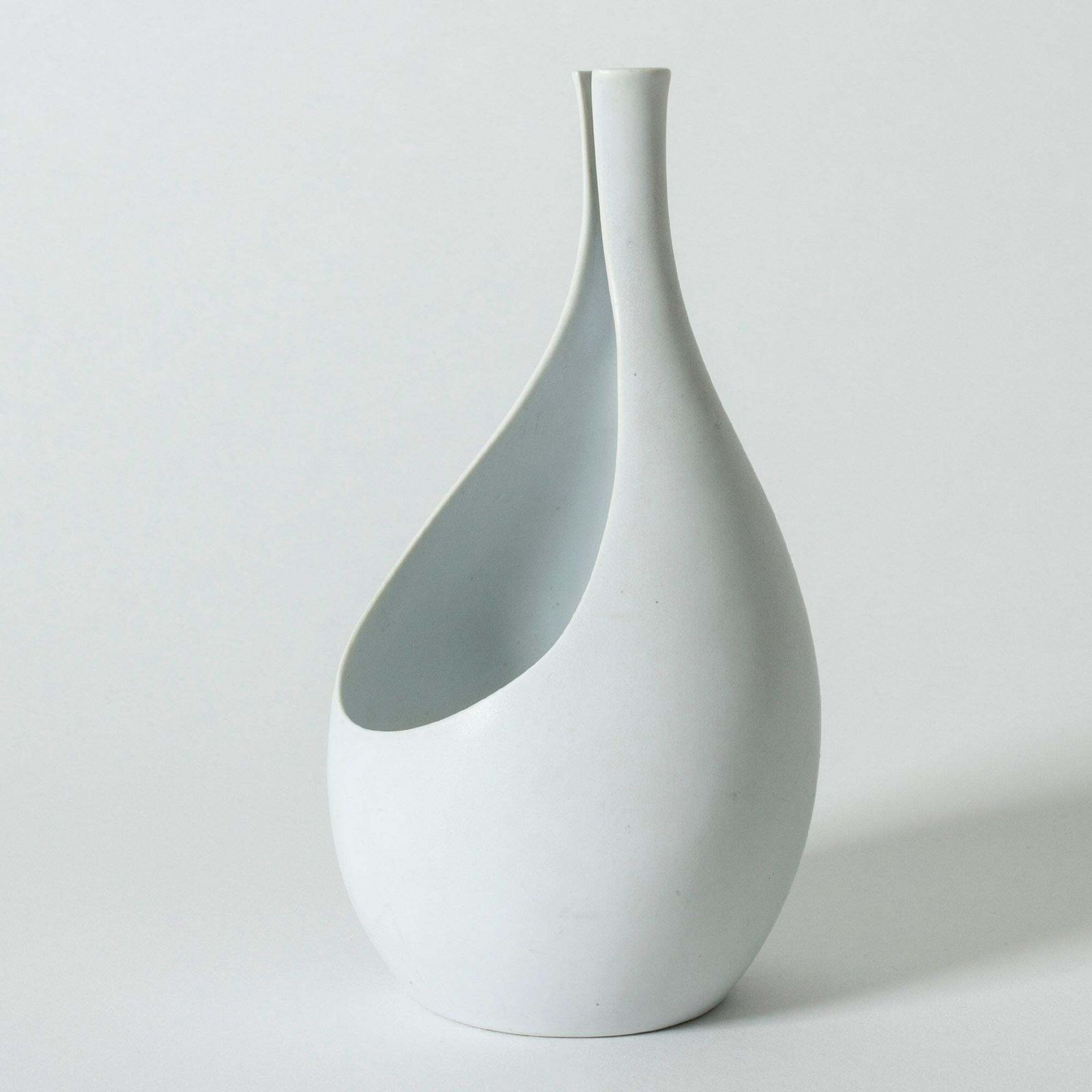 Vase « Pungo » par Stig Lindberg photo furniture