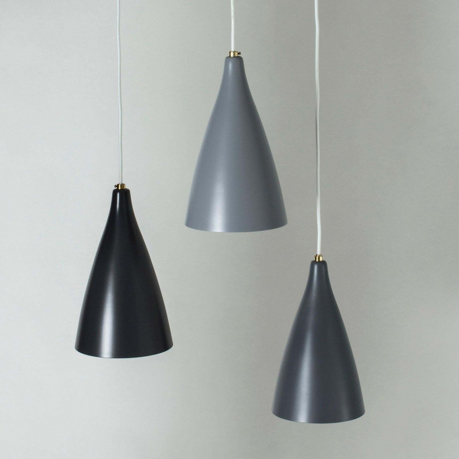 Ensemble de trois lampes de plafond en métal laqué de Böhlmarks photo vinterior