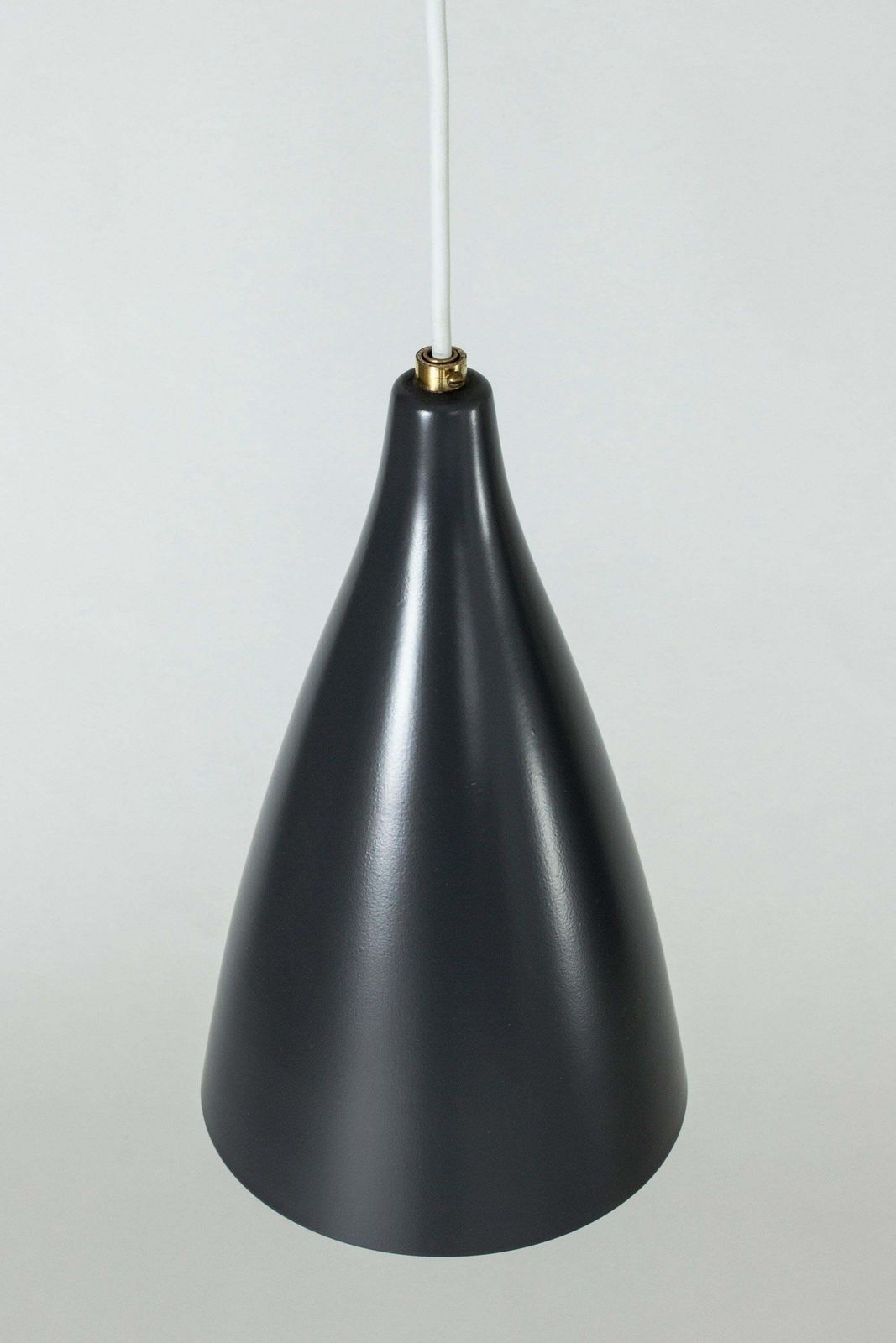Ensemble de trois lampes de plafond en métal laqué de Böhlmarks photo buy