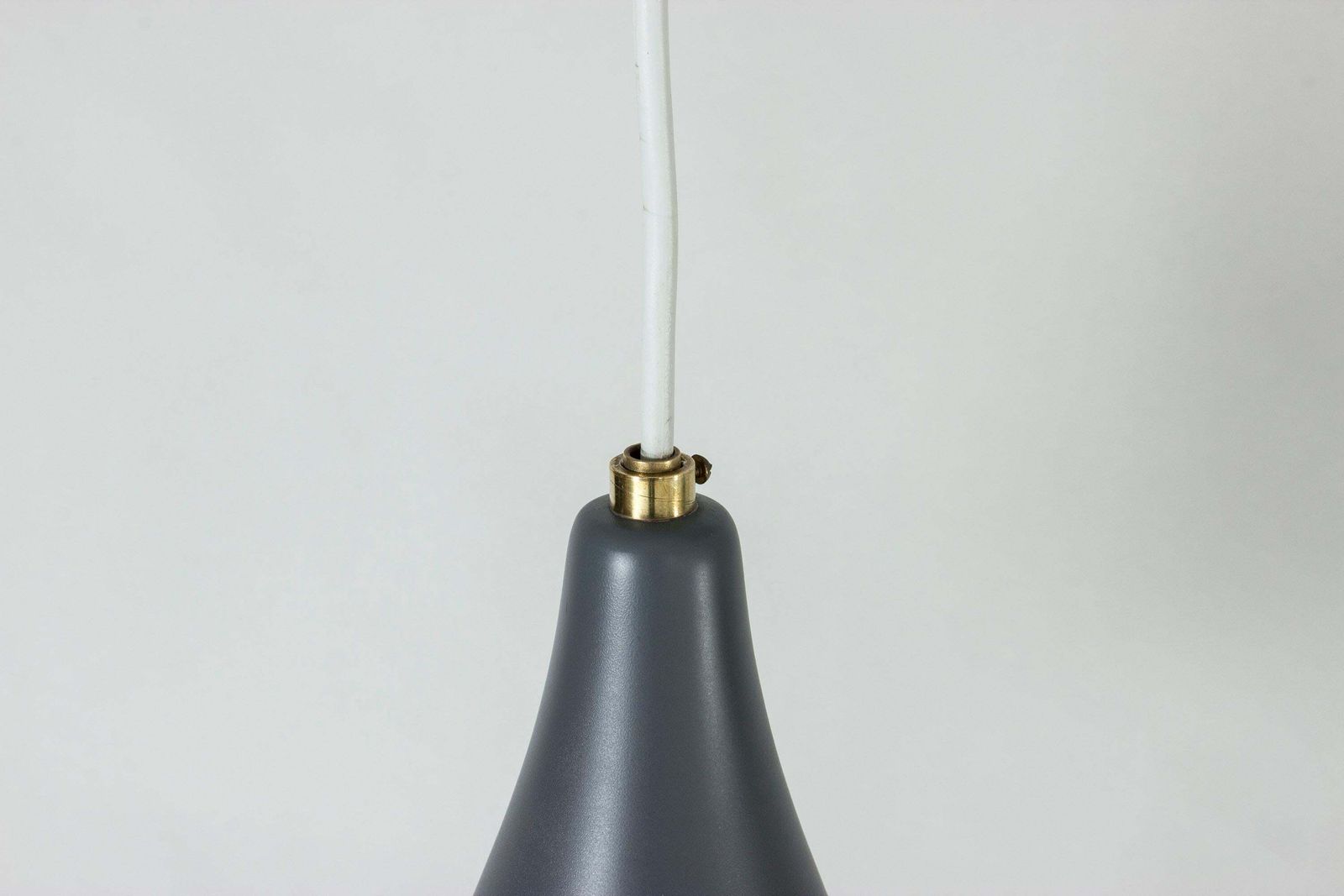 Ensemble de trois lampes de plafond en métal laqué de Böhlmarks photo vintage