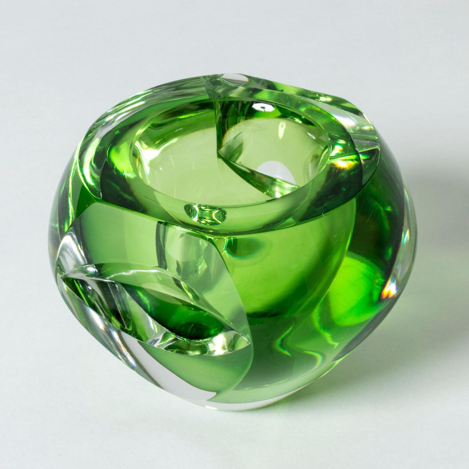 Coupe en verre cristal par Mona Morales-Schildt photo for sale