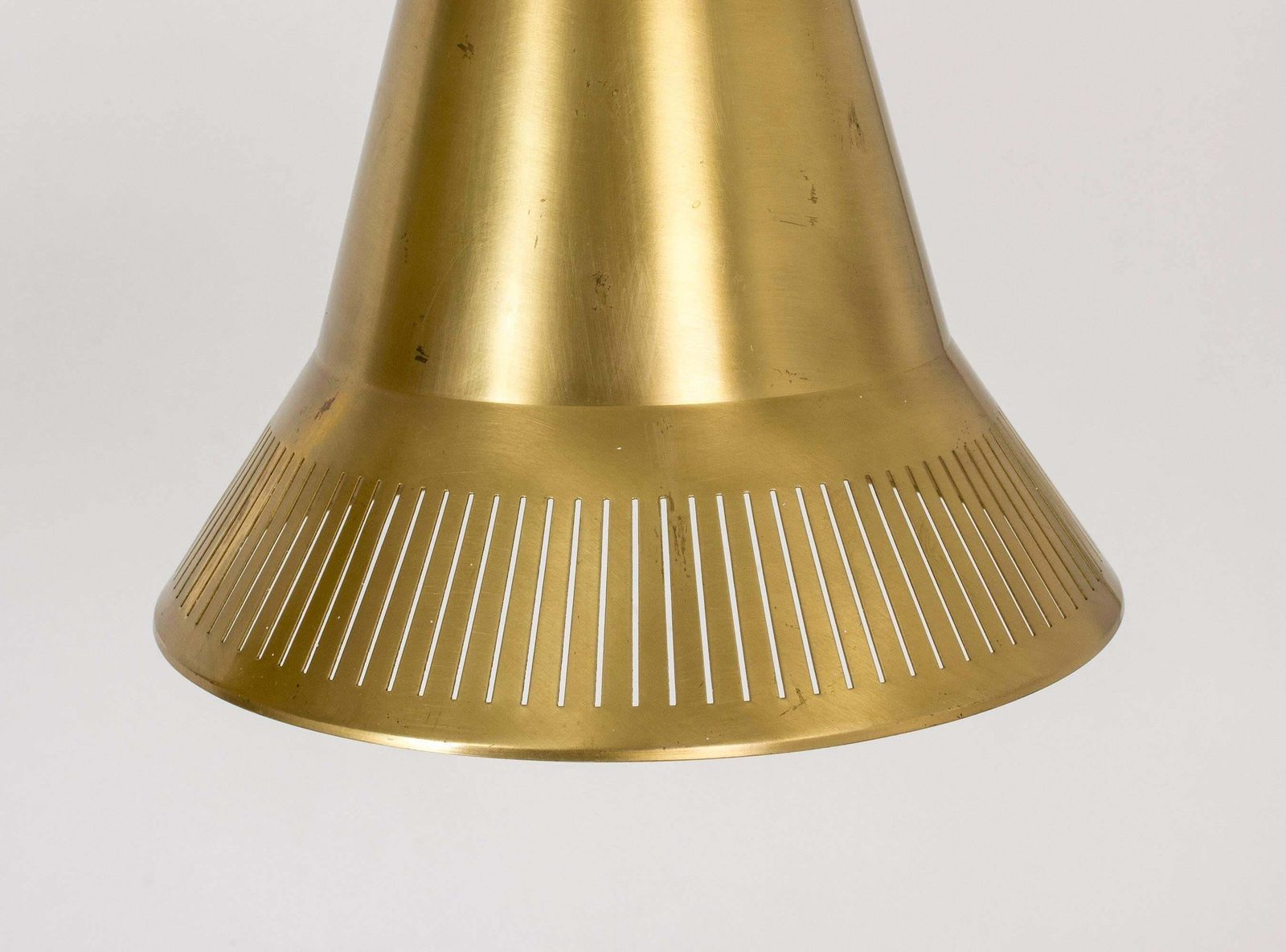 Ensemble de quatre lampes à suspension en laiton par Hans Bergström, Suède, années 1950 photo vinterior