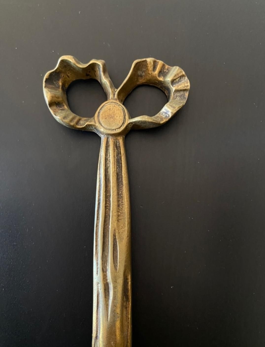 photo for sale Een fraai paar antieke wandlampen.