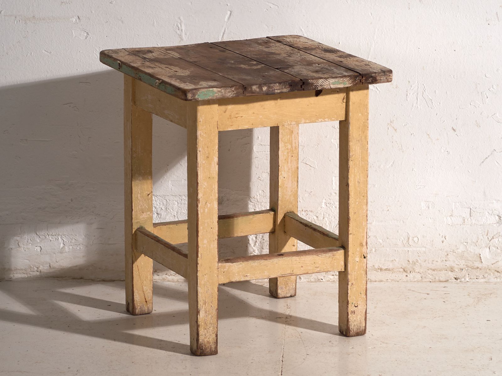 Tables de chevet d'époque en bois de pin - Europe centrale, vers 1940 #17 photo Mobilier