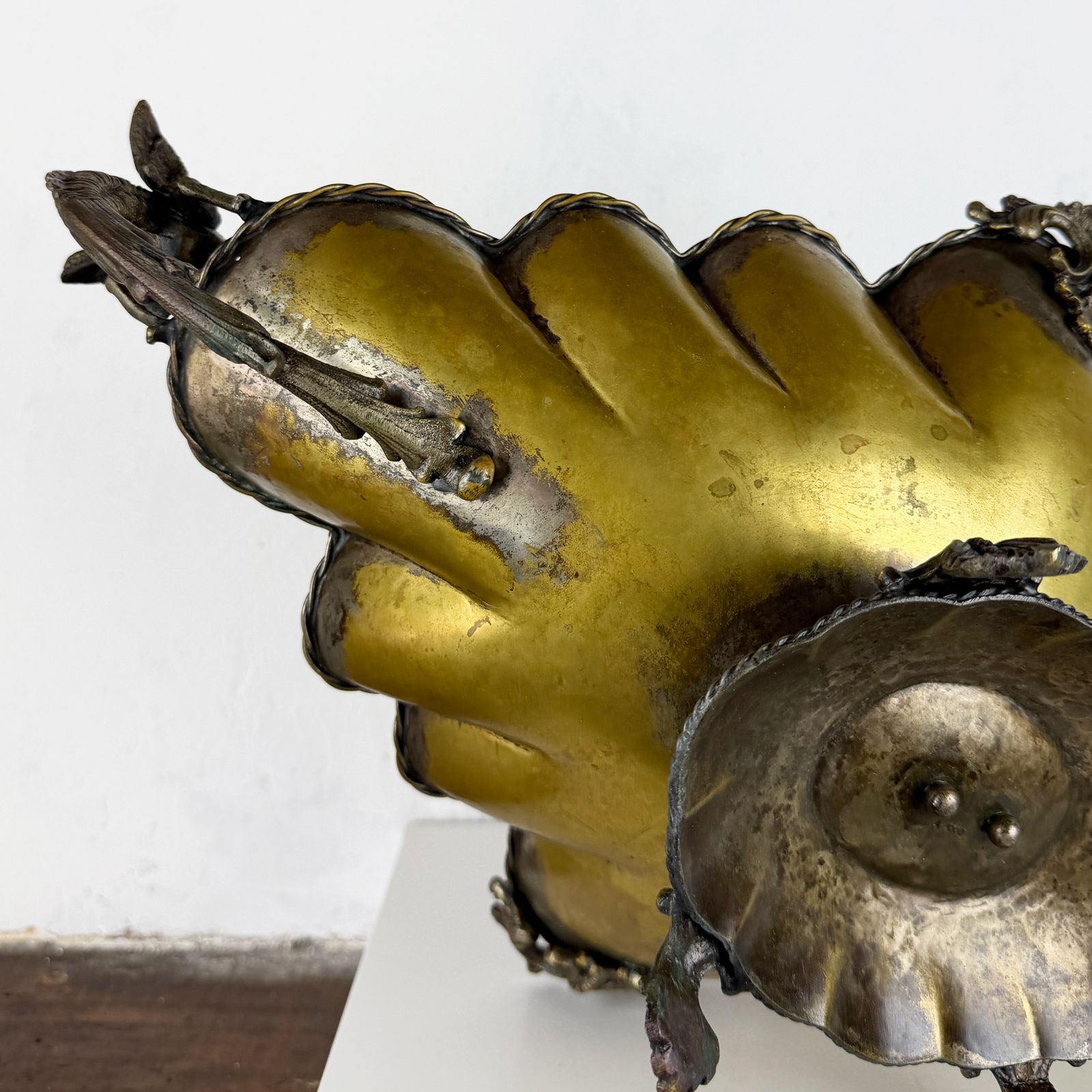photo vintage Antique Silverplate Centerpiece With Dragon Handles, Footed Jardinière Or Fruit Bowl